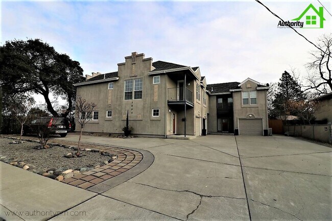 Foto del edificio - 1005 Pine St