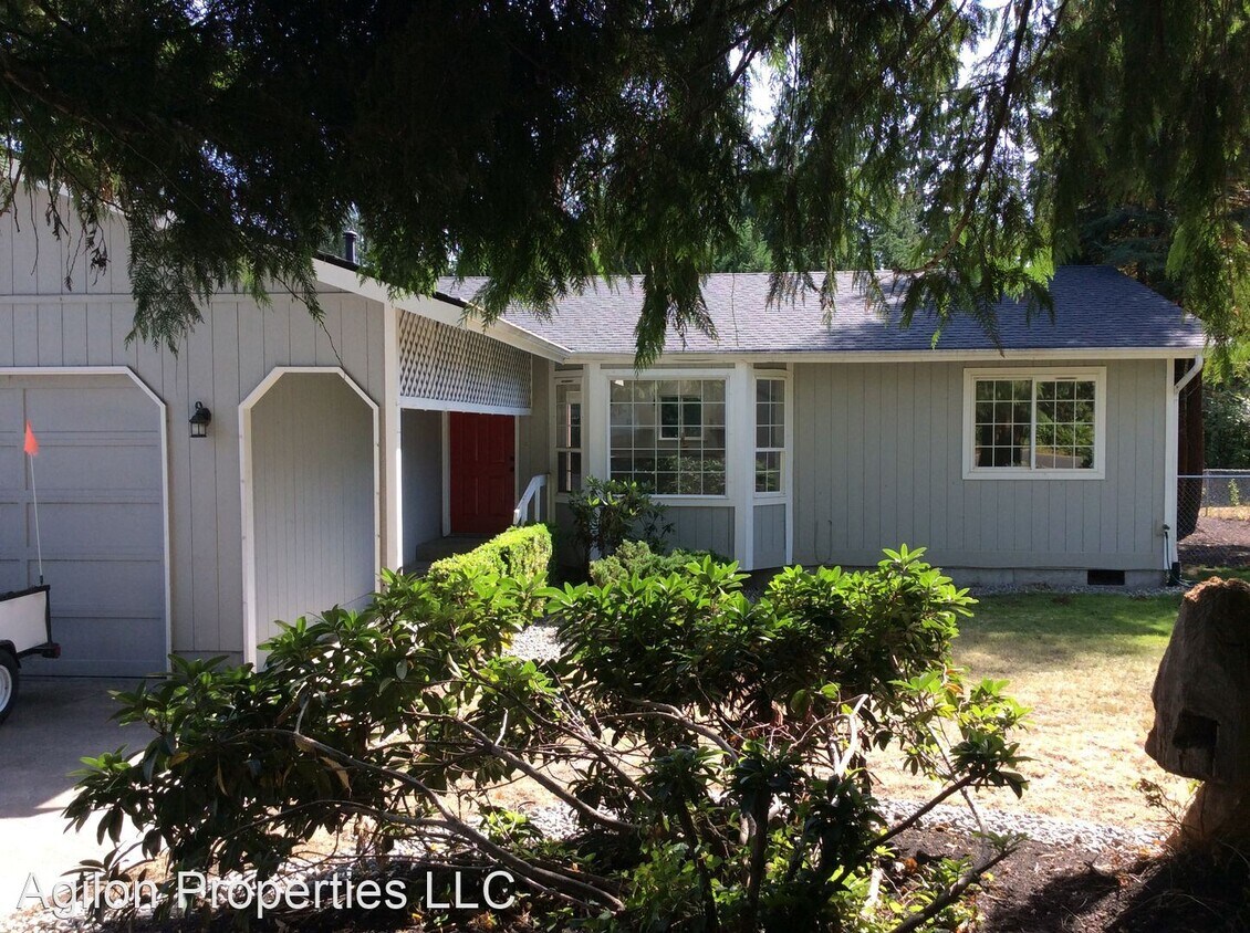 Foto principal - 3 br, 2 bath House - 9514 209th. Ave E