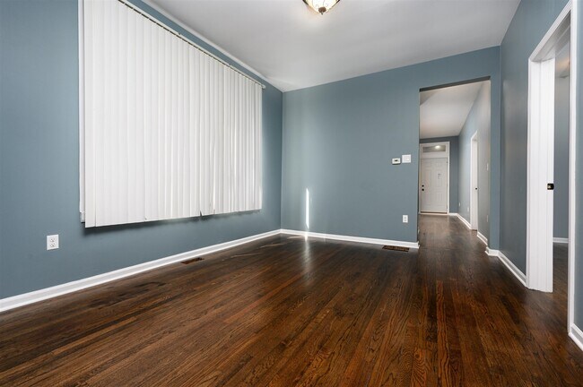 Foto del edificio - 808 N Sacramento Blvd
