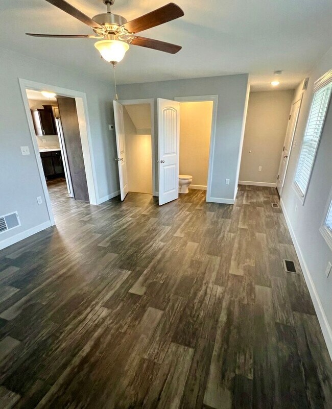 Foto del edificio - 206 Woodridge Dr