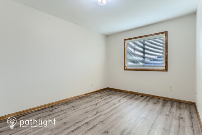 Foto del edificio - 1362 Thistle Lane, Shakopee, MN, 55379