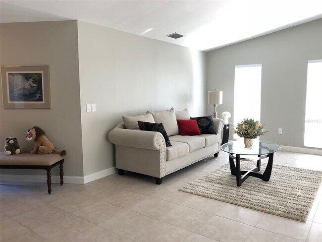 Foto del edificio - 5312 Fox Run Rd