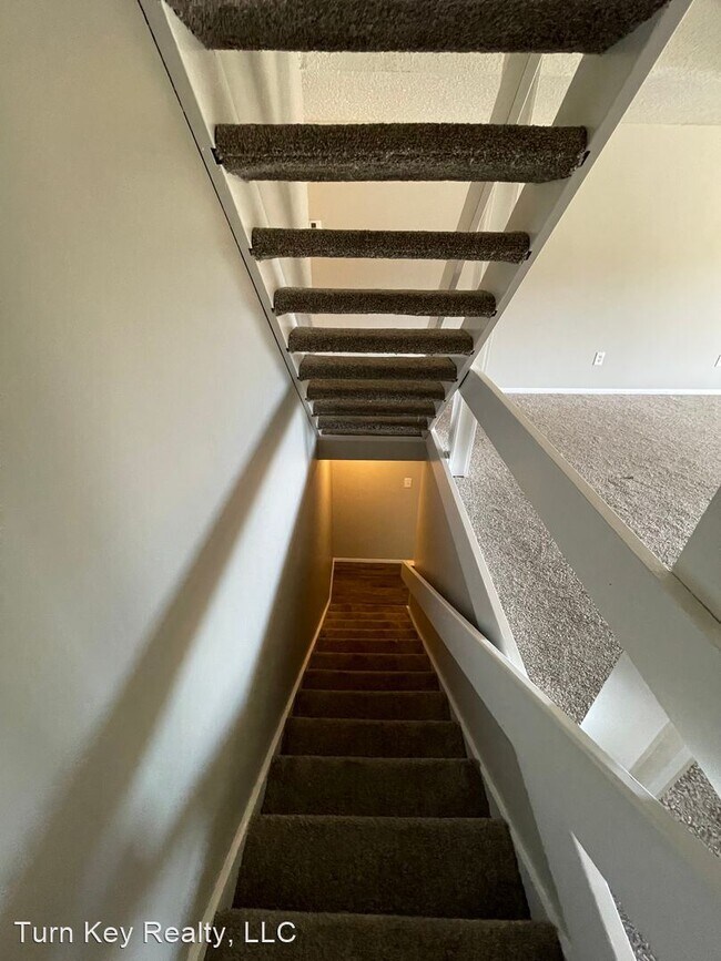 Foto del edificio - 3 br, 2.5 bath House - 303 Running Brook Road