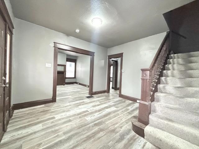 Foto del edificio - 1239 Sliker Ave