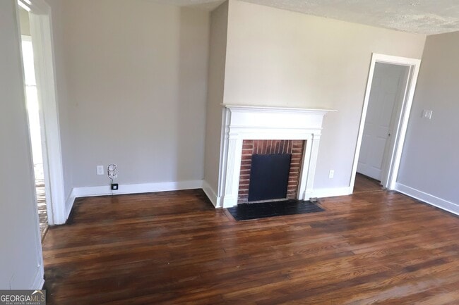 Building Photo - 829 Matheson Rd