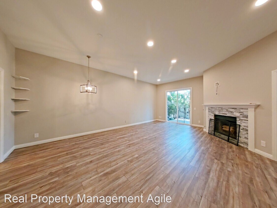 Primary Photo - 2 br, 2 bath House - 24366 Sage Ct #247