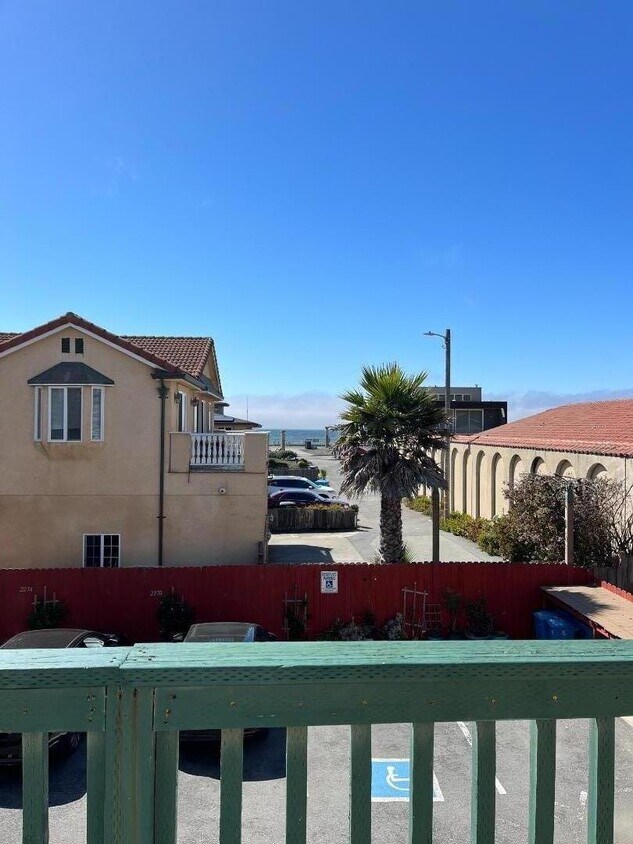2286 Palmetto Ave, Pacifica, CA 94044 Condo for Rent in Pacifica, CA