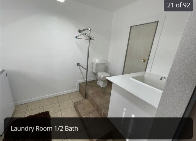 Foto del edificio - 4325 Water Oak Ln