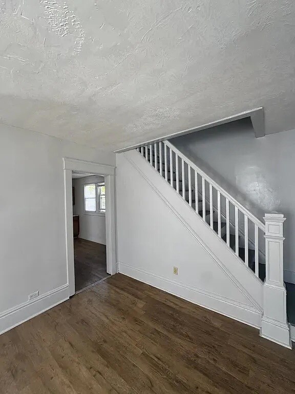 Foto del edificio - 442 E Thornton St