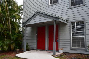 Foto del edificio - 5095 Heatherhill Ln