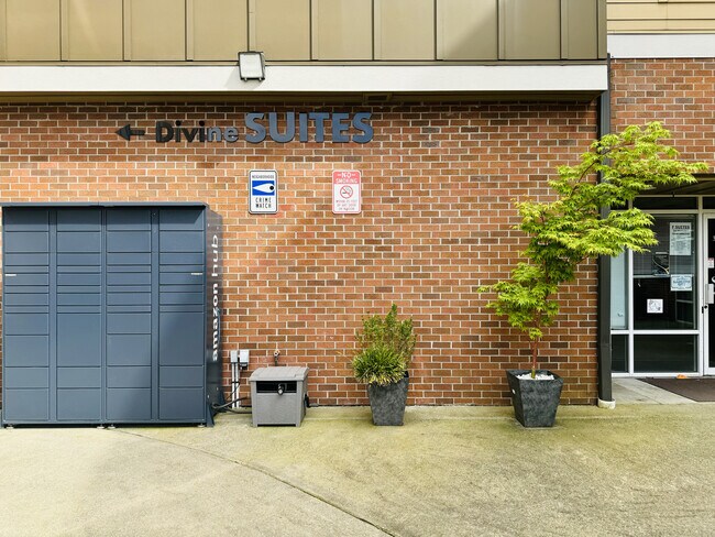 Foto del edificio - Divine Suites at Downtown Renton