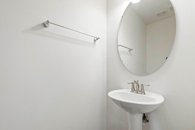 Foto del edificio - Charming 3BR Townhome in Brightleaf at the...