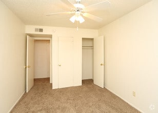 1BD,1BA - 621 SF - The Park