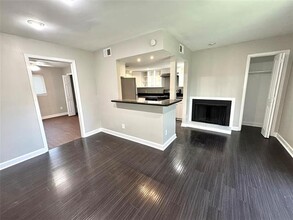 Building Photo - 4023 N Hall St