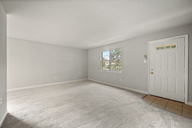 Interior Photo - Metropolitan West Goshen