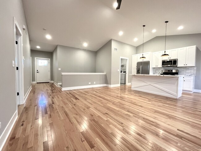 Building Photo - 958 Partridge Cir
