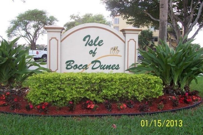 Foto del edificio - 9273 SW 8th St