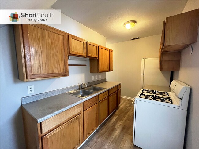 Foto del edificio - 1110 Madison Ave SE