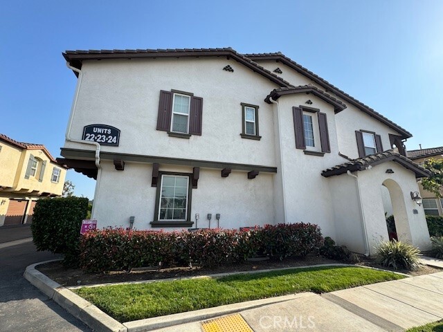 Foto del edificio - 2750 E Oak Hill Dr