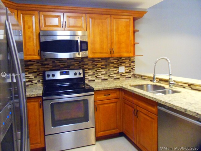 Building Photo - 7162 Sportsman Dr