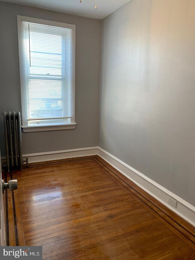 Foto del edificio - 5212 Torresdale Ave