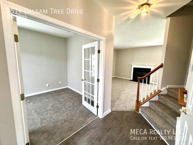 Building Photo - 3519 Balsam Tree Dr
