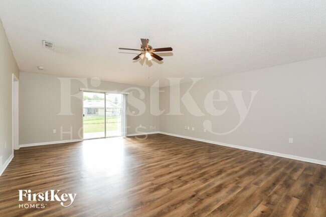 Building Photo - 938 Leeward Dr