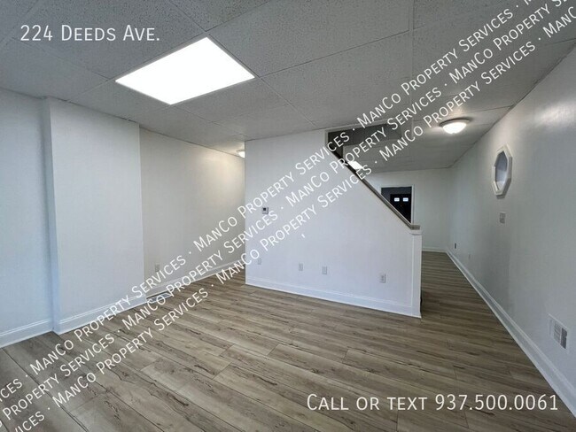 Foto del edificio - 224 Deeds Ave