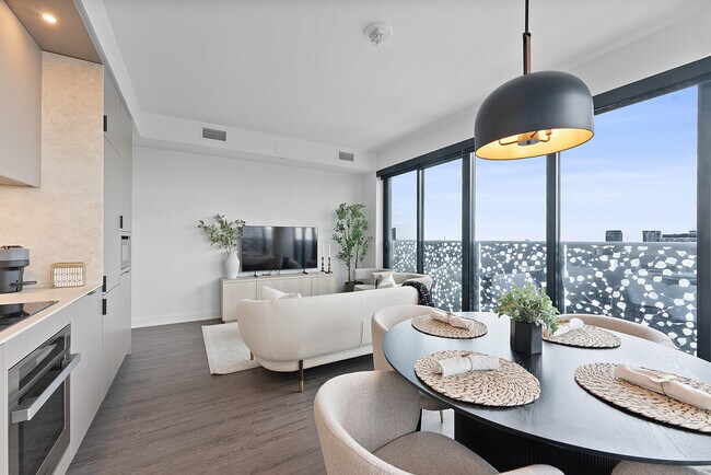 Photo du bâtiment - 55 Charles St E