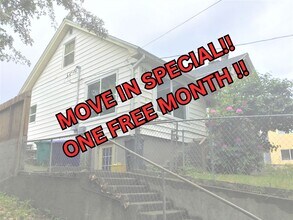 Building Photo - 2914 SE 92nd Ave