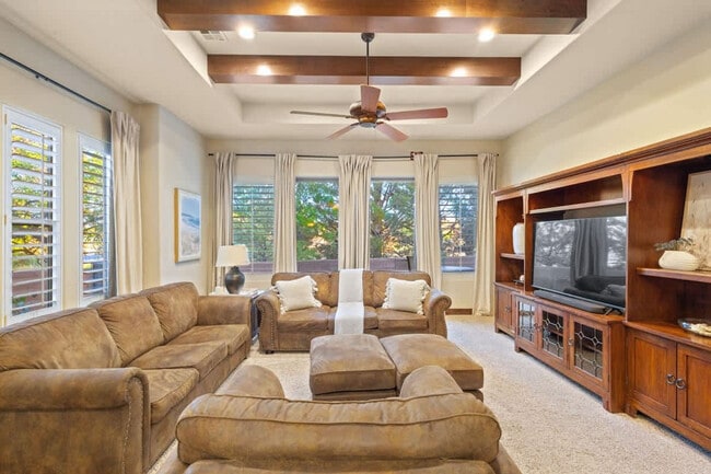 Building Photo - 1922 N Pebble Beach Dr