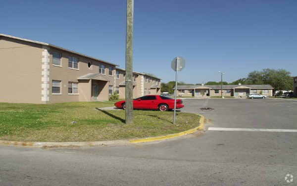 Foto principal - Kissimmee Court Apartments