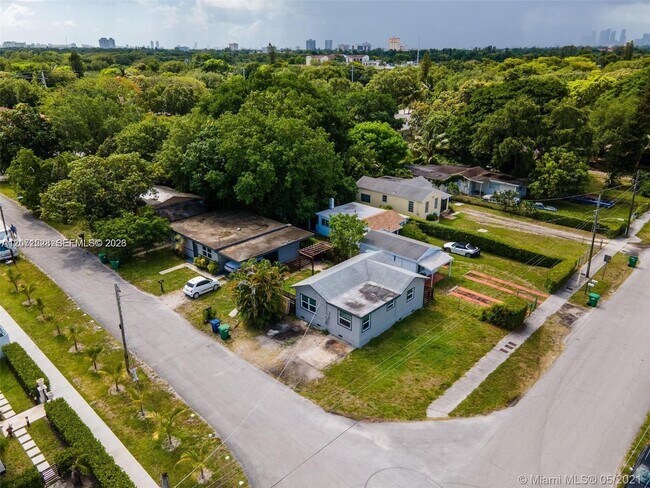 Foto del edificio - 440 NW 93rd St