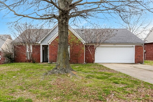 Building Photo - 7752 Parkwood Cove