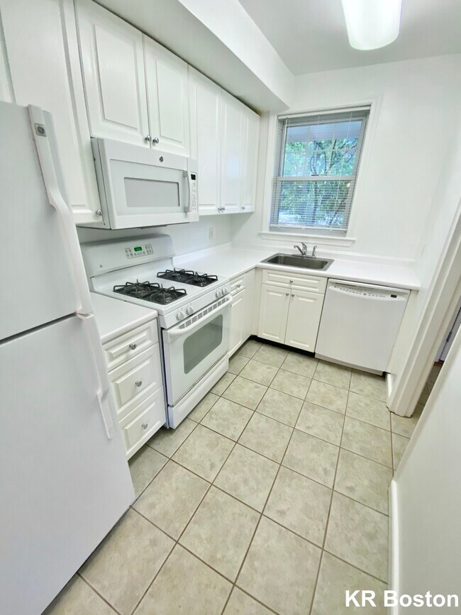 Foto del edificio - 23 Independence Dr