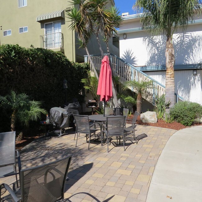 Foto del edificio - 172 Ocean View Ave