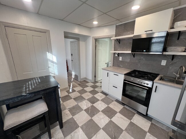 Foto del edificio - 513 E Montgomery Ave