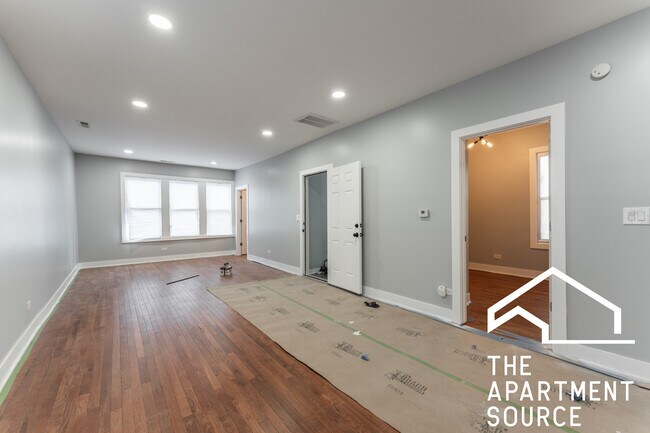 Foto del edificio - 2659 W Homer St