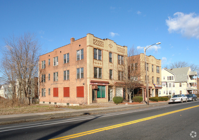 Building Photo - 209-213 Zion St