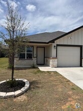 Building Photo - 122 Wind Ridge Dr