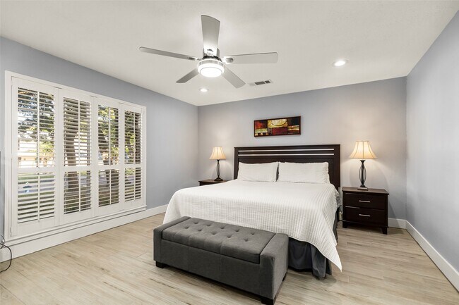 Foto del edificio - 12423 Honeywood Trail