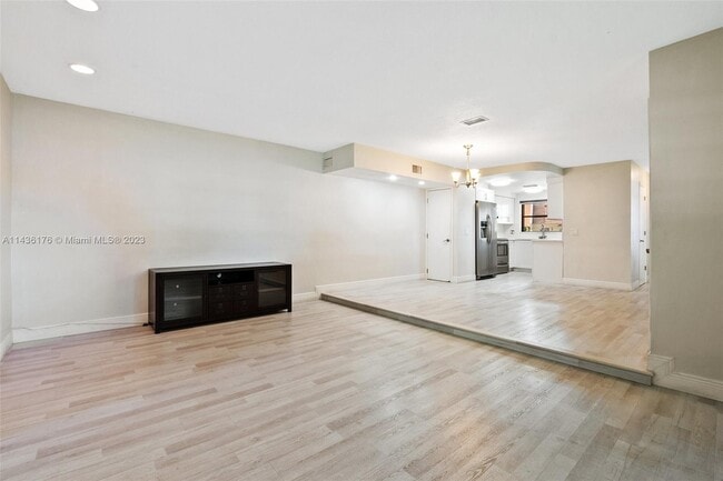 Building Photo - 2123 N 14th Ave