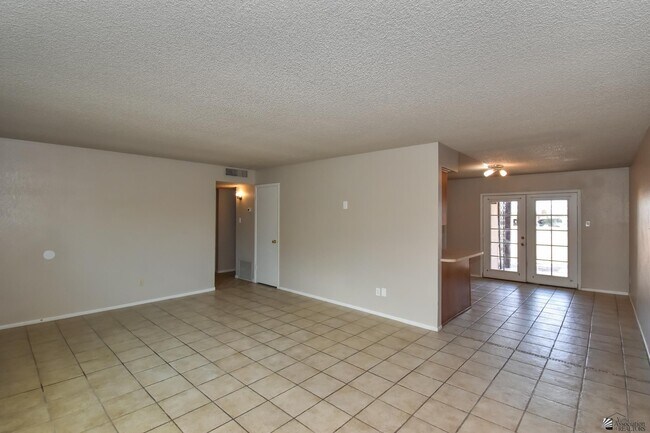 Foto del edificio - 2490 W Yowell Ct