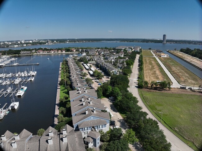 3D Exterior - Anchor at South Shore