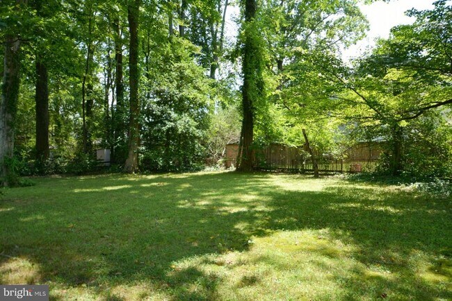 Foto del edificio - 5512 Ferndale St