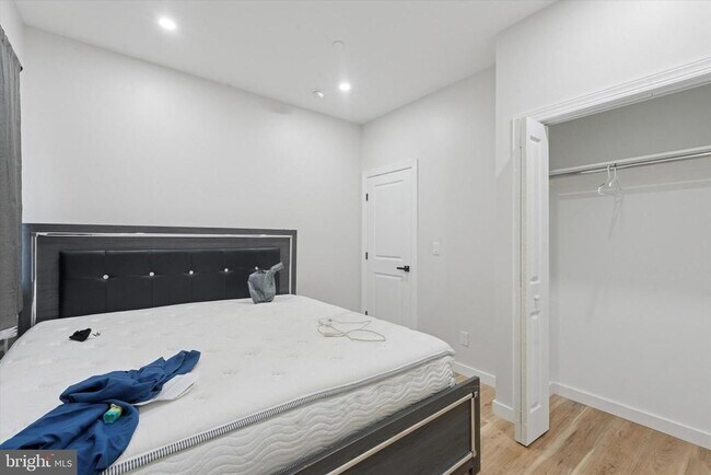 Foto del edificio - 1250 S 27th St