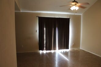 Building Photo - 8622 Brock Park Blvd