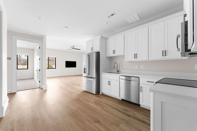 Building Photo - Basement Apartment For Rent