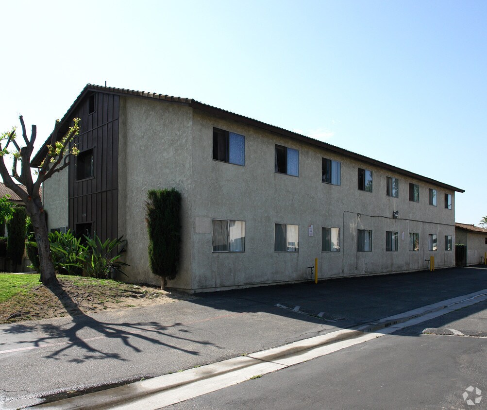 Foto del edificio - 1131 W Princeton St