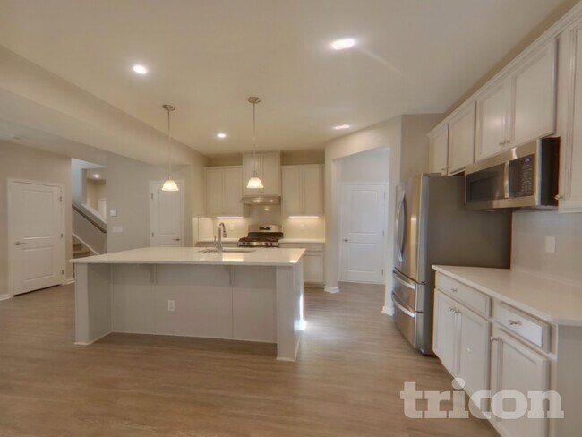 Building Photo - 1340 Lena St